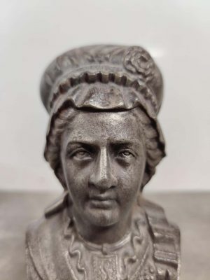 Andirons / Fire Dogs, Older Ladies with a Hat