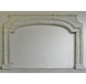 Dutch Marble Bolection Fireplace in Carrara White Marble, 18th Century Louis XIV