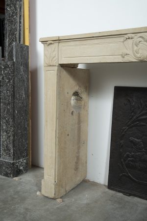 Louis XVI Fireplace Mantel in Limestone