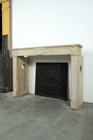 Louis XVI Fireplace Mantel in Limestone