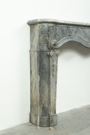 Extraordinair French Fireplace Mantel, Louis XIV Style.