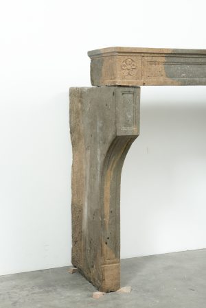 French Louis XVI Fireplace Mantel in Limestone